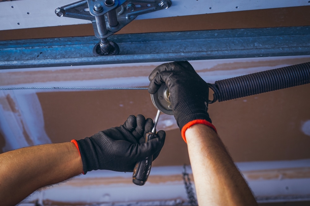 prompt emergency garage door repair service
